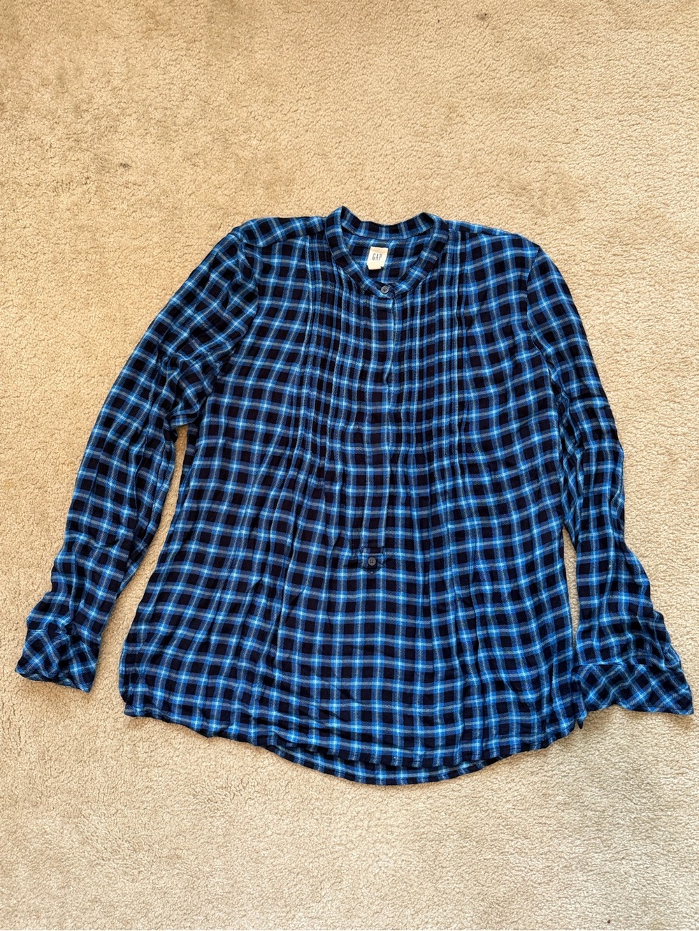 Gap Blue Plaid Pintuck Flowy Preppy Blouse Long Sleeve Front Button
